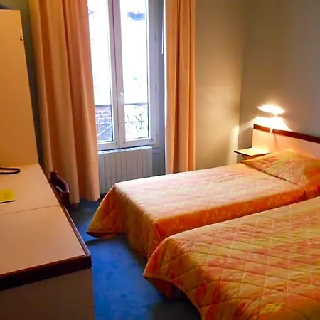 Abricotel 2* Paris