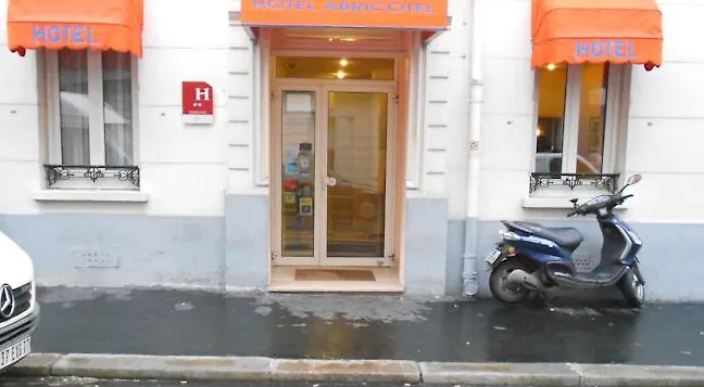 Abricotel 2* Paryż